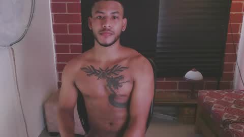 instagram damiannreed. online show from January 22, 6:52 pm