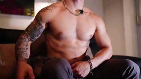 insta damn8   --------  online show from February 18, 11:55 pm