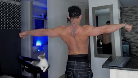 INSTAGRAM  DAMMIANMILLEROFICIAL online show from January 14, 12:05 am