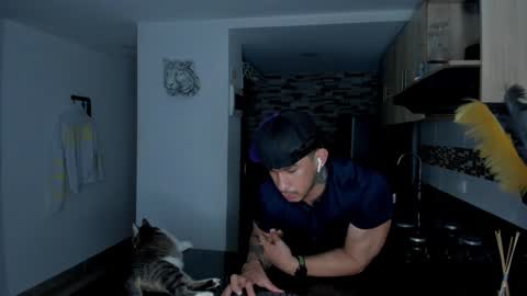 INSTAGRAM  DAMMIANMILLEROFICIAL online show from February 15, 12:25 pm