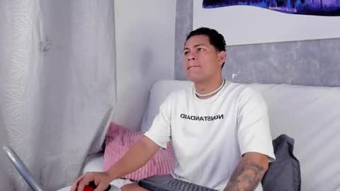 DAMON  online show from March 8, 9:24 am