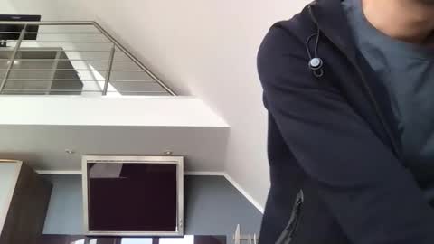 Snapshot of dan295899 chatting on March 22, 10:51 am dan295899 online show from March 22, 10:51 am