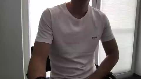 dan9357 online show from April 3, 11:19 am