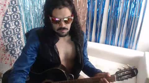 Snapshot of dan_khemeia chatting on January 11, 6:57 pm Dan Khemeia online show from January 11, 6:57 pm