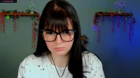 dana_cute1_ online show from May 13, 8:55 am