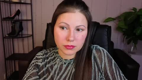 Dana Dom online show from April 2, 8:45 am