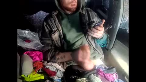 C2o7M3 online show from February 11, 5:07 pm