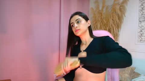 Danella Houston online show from March 18, 6:44 pm