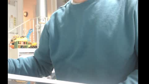 Snapshot of dani_alpina chatting on December 11, 8:36 am dani_alpina online show from December 11, 8:36 am