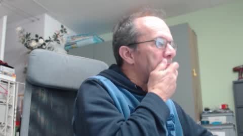 Snapshot of dani_alpina chatting on November 4, 10:58 am dani_alpina online show from November 4, 10:58 am