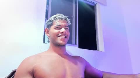 Snapshot of daniel_boy18 chatting on March 22, 7:34 am Daniel online show from March 22, 7:34 am