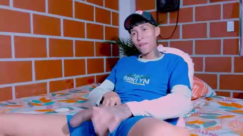 Snapshot of daniel_deluxx chatting on June 26, 6:23 pm daniel_deluxx online show from June 26, 6:23 pm