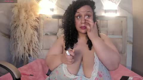 Snapshot of danielaa_a chatting on June 13, 4:16 pm Daniela online show from June 13, 4:16 pm