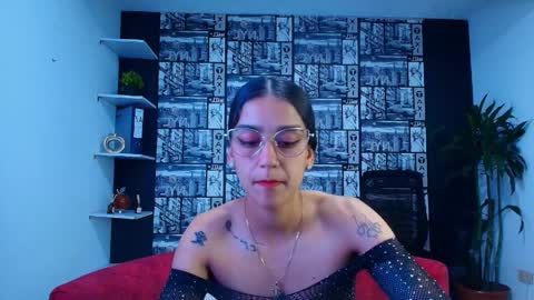 danielamonroe online show from March 30, 9:16 pm