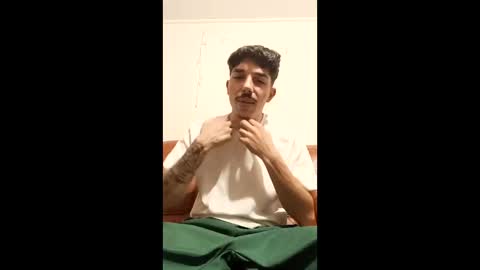 Snapshot of danielito321810 chatting on March 1, 12:34 am danielito321810 online show from March 1, 12:34 am