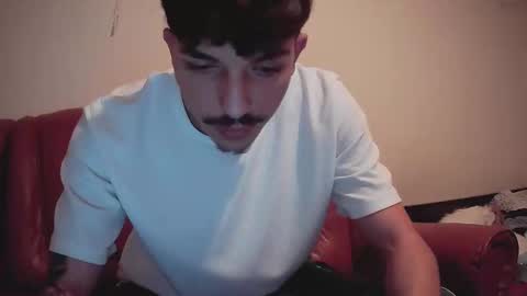 Snapshot of danielito321810 chatting on March 3, 2:12 pm danielito321810 online show from March 3, 2:12 pm