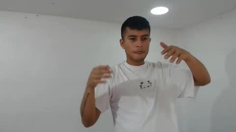 danielitopapii online show from February 19, 7:27 pm