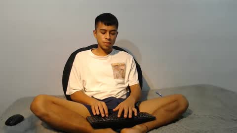 danielitopapii online show from March 4, 9:54 pm