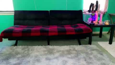 Danielle Banks online show from February 21, 6:26 pm