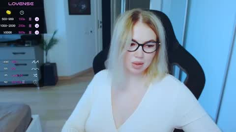 Danny online show from June 2, 4:25 am
