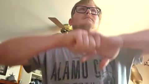 Daniel    y. online show from February 12, 8:59 pm