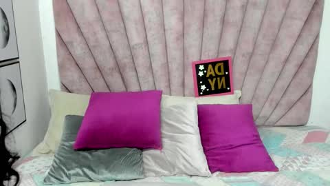 Snapshot of daniibelluci chatting on January 15, 5:16 pm DaniiBelluci online show from January 15, 5:16 pm