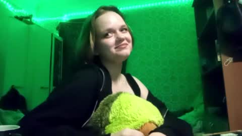Snapshot of danillelazzaro chatting on June 3, 2:33 pm Adell online show from June 3, 2:33 pm