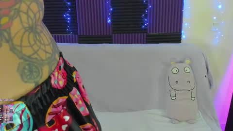 Dannacastle online show from July 4, 5:35 am