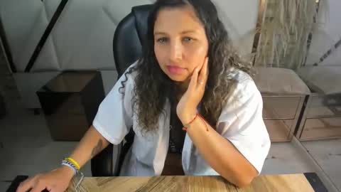 danna_sg online show from May 30, 4:53 am