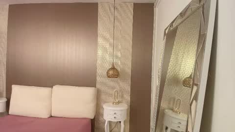 Snapshot of dannadoll69 chatting on December 14, 12:54 pm Dannamunoz130 online show from December 14, 12:54 pm