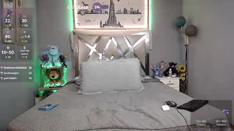 Danny and Alex online show from June 22, 3:25 am