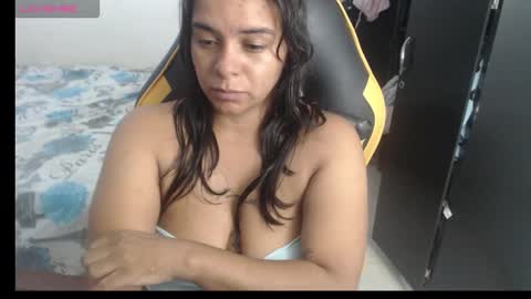 Snapshot of danny_sweettt chatting on February 5, 4:17 am danny.......... guys I have onlyfans follow me I am new I want to share with you many things I love you online show from February 5, 4:17 am