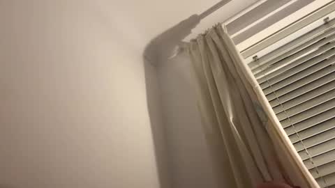 Snapshot of dannyboy8222 chatting on March 17, 1:32 am dannyboy8222 online show from March 17, 1:32 am