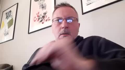 dannythelover65007 online show from April 19, 3:11 pm