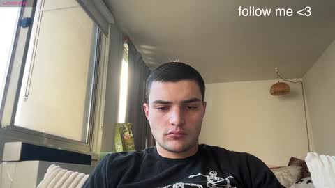 Snapshot of dannywalter789 chatting on December 8, 3:56 pm Danny online show from December 8, 3:56 pm