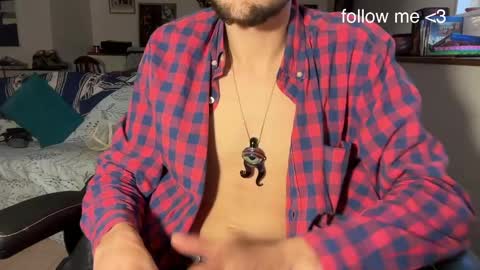 Snapshot of dannywalter789 chatting on April 3, 11:14 pm Danny online show from April 3, 11:14 pm