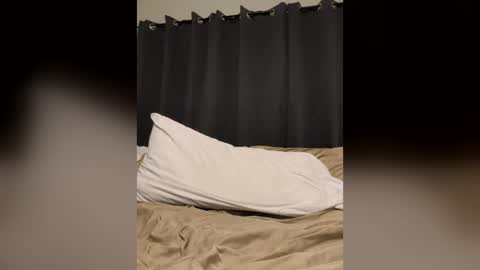 danooo1984 online show from April 15, 5:58 am