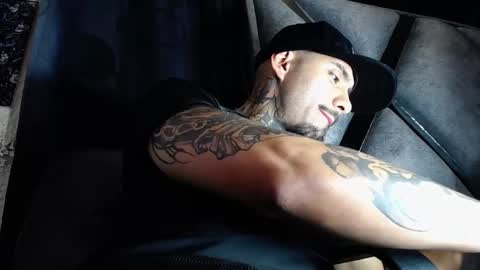 dante_d_angelo_ online show from February 11, 6:51 am