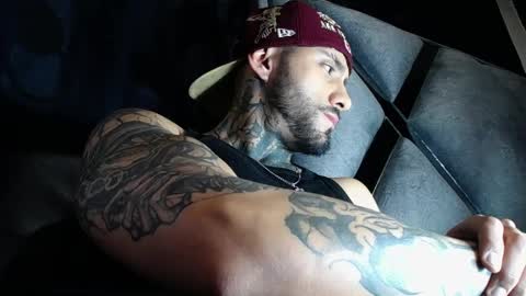 dante_d_angelo_ online show from April 11, 8:29 am