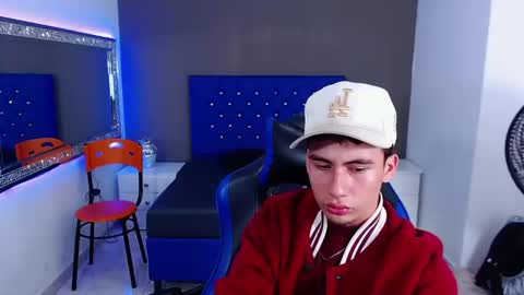 Snapshot of dante_tompson chatting on February 10, 1:11 pm Dante online show from February 10, 1:11 pm