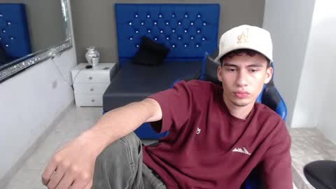 Snapshot of dante_tompson chatting on February 27, 6:20 pm Dante online show from February 27, 6:20 pm