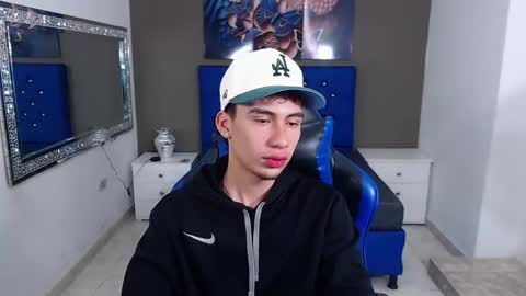 Snapshot of dante_tompson chatting on March 2, 1:49 pm Dante online show from March 2, 1:49 pm