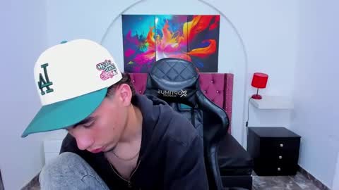 Snapshot of dante_tompson chatting on March 7, 3:28 pm Dante online show from March 7, 3:28 pm