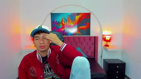 Snapshot of dante_tompson chatting on March 11, 12:17 pm Dante online show from March 11, 12:17 pm