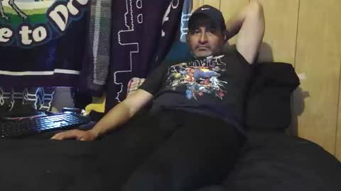 dantehot82 online show from February 1, 10:30 pm