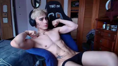 danteobscuro online show from February 4, 6:47 pm