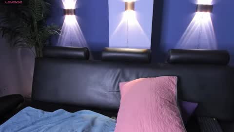 Dante online show from March 25, 5:13 am