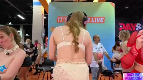 Daphne Madison online show from April 12, 7:41 pm