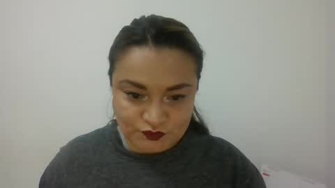 dapnne online show from February 24, 4:16 pm