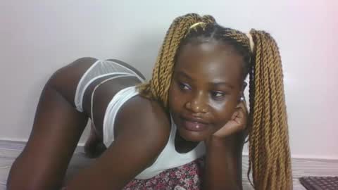 ESTHER online show from June 10, 4:34 am